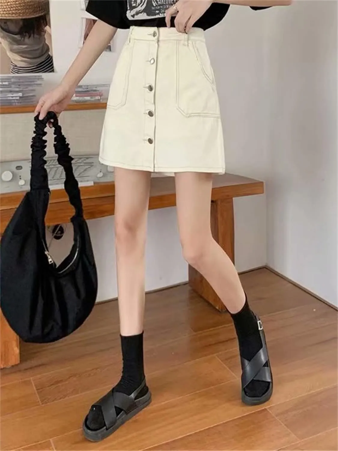 Andongnywell Women's Notch A-line Button Front Mini Skirt Casual High Waist A Line Denim Denim Short Skirt