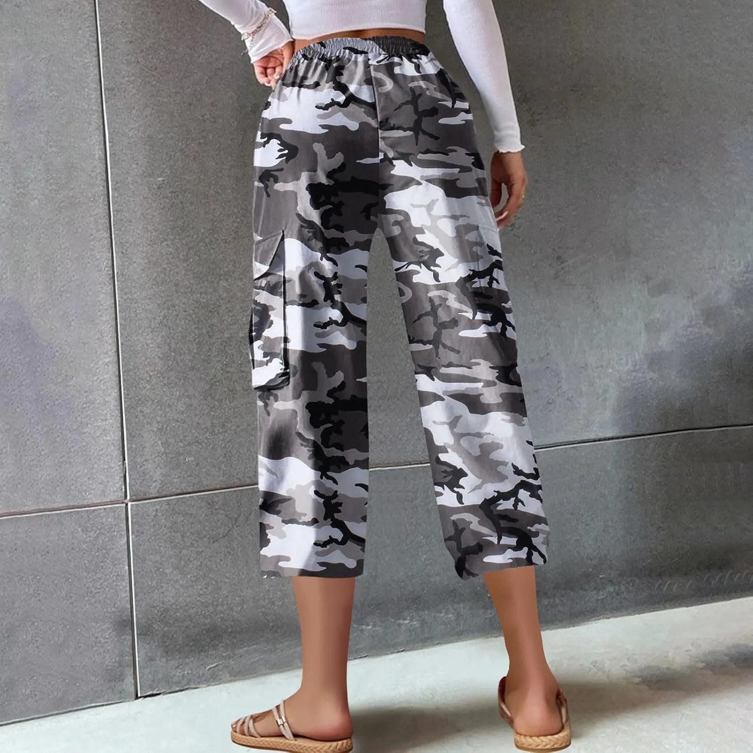 Camo Printed Pants for Womens Training Workout Running Sweatpants Casual Elastic Waist Cropped Trousers with Pockets