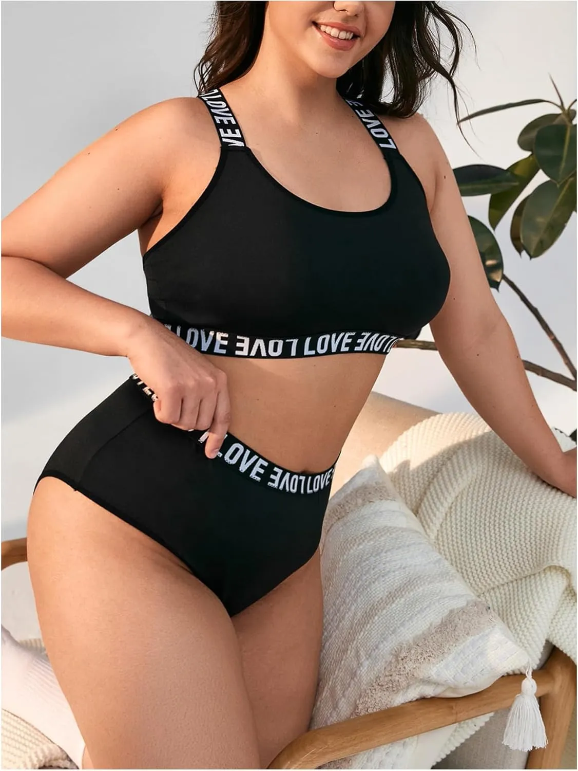 Floerns Women's Plus Size Letter Print Lingerie Seamless Bra and High Waist Panty Sets