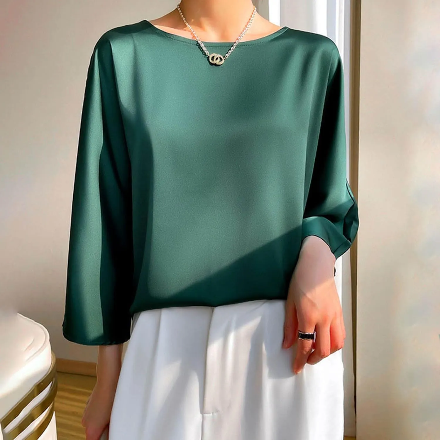 Summer 3/4 Sleeve Tops for Women Round Neck Loose T Shirt Draping Silk Smooth Satin Shirt Tees Dressy Business Blouse